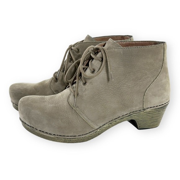 Dansko Meena Beige Gray Suede lace Up Ankle Clog Boots Womens 42  US 11.5/12 - Picture 2 of 13
